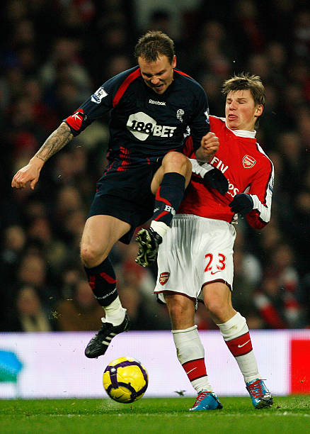 一名球員需 一名球員需